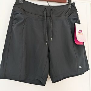 NWT Adorable Road Runner Sports Shorts, Size Small, Black, 7" Inseam